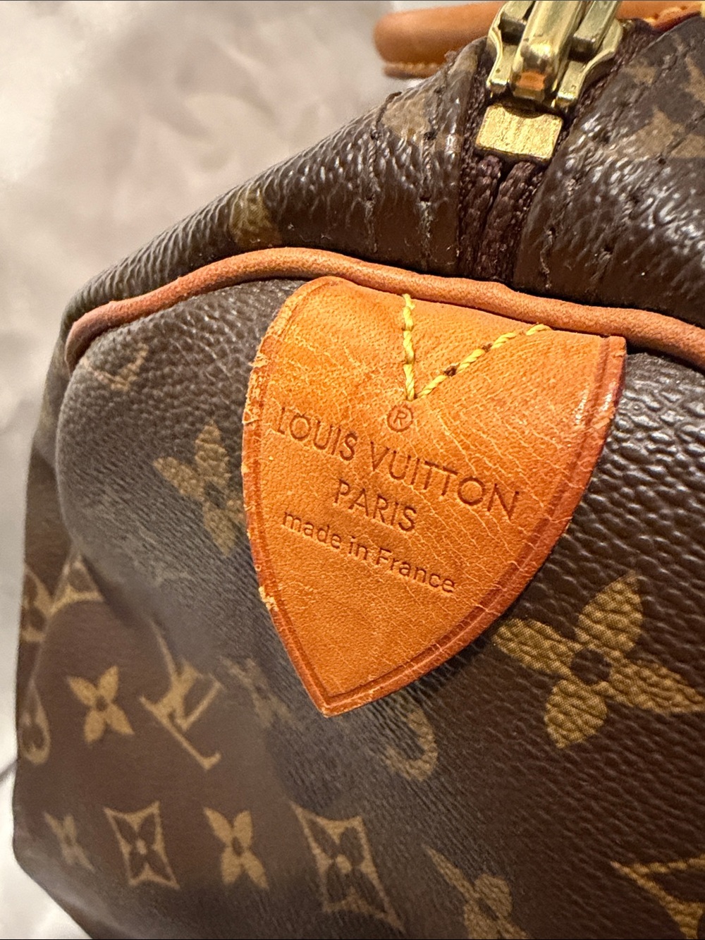 AUTHENTIC Louis Vuitton Monogram Speedy 35 - Preowned - Picture 3 of 13